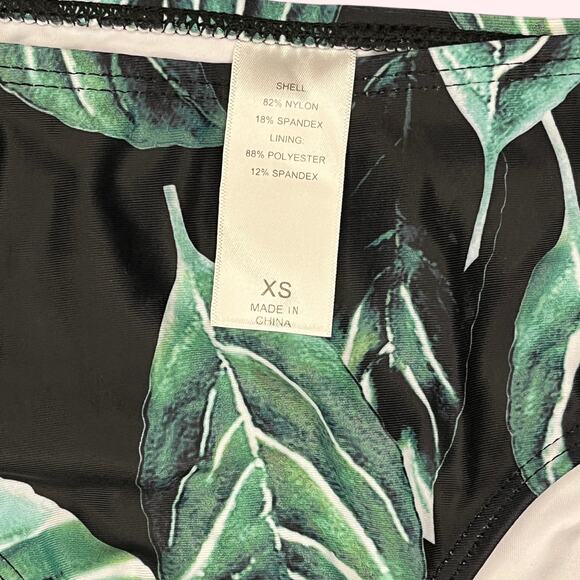 NWOT women's black and green tropical bikini bottom swim bottom size XS - Picture 3 of 4